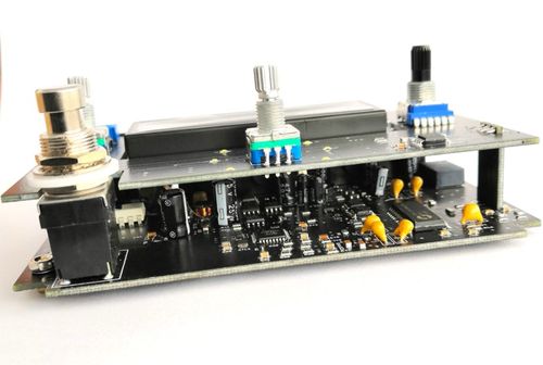 זוית נוספת Foxgear Anubi Modulation Box