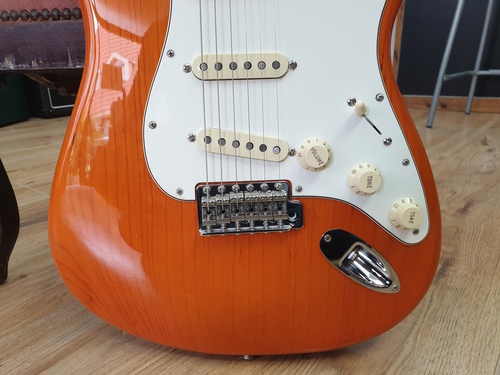 Fender Vintera '70s Stratocaster - Aged Natural 2018