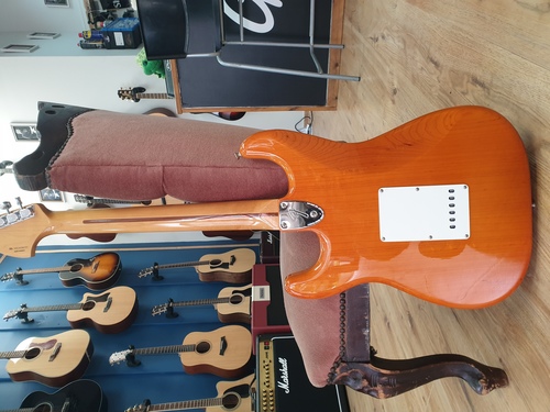 Fender Vintera '70s Stratocaster - Aged Natural 2018