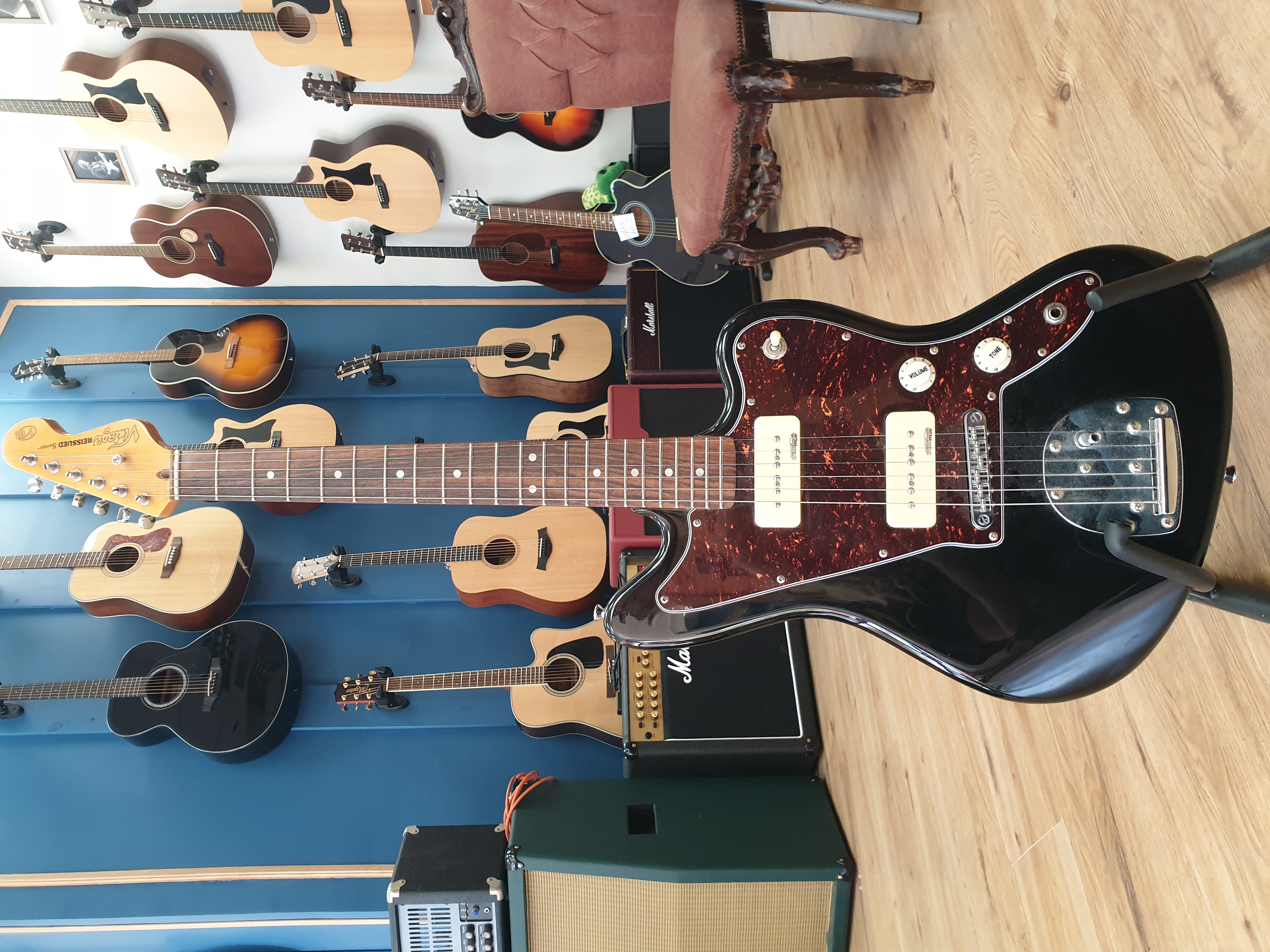 V65HBLD Reissued jazzmaster 