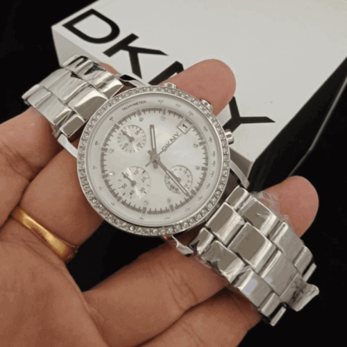 שעון DKNY קוורץ כרונו אופנתי לאישה