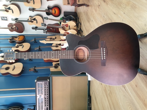 Art & Lutherie  Legacy 