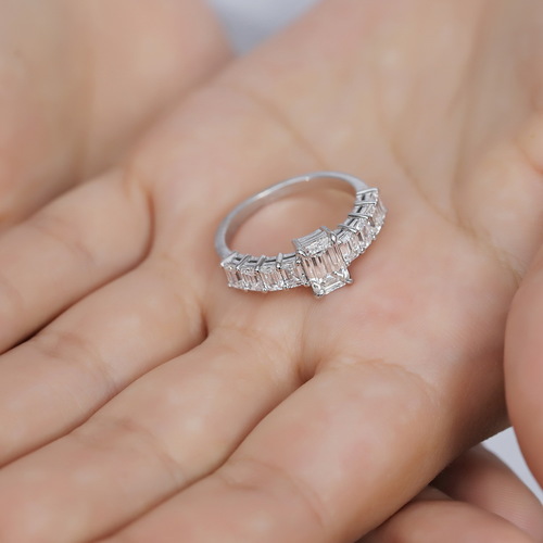 טבעת אירוסין יהלומים 2.25ct זהב 14K