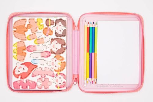 קלמר רב פעמי + ערכת משחק במגנטים עם למעלה מ 50 חלקים - פיות