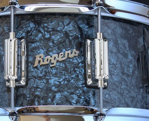 זוית נוספת Rogers Dyna-Sonic Snare NO.37-BP