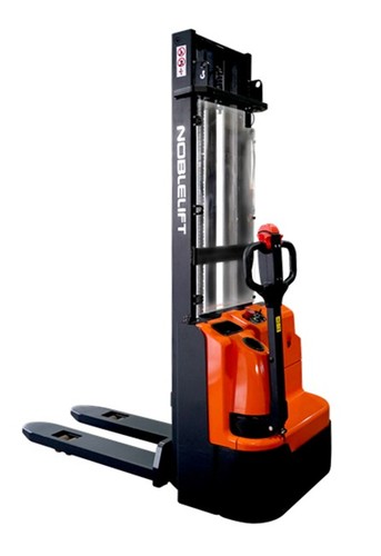 מלגזון חשמלי אדם הולך דגם noblelift ECL15B  כושר הרמה 1.5 טון