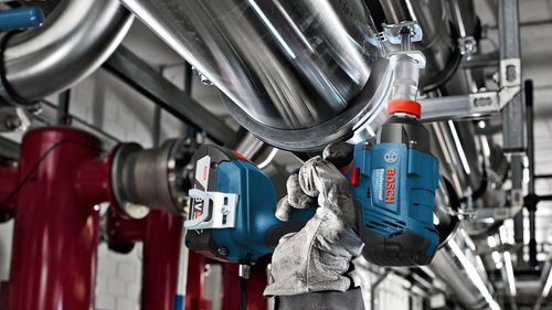 סט כלי עבודה נטען 18V אימפקט רטיטה + פטישון + משחזת + 2 סוללות BOSCH 15990.M5G 5Ah