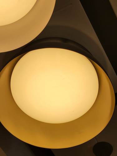 מ.תליה שחור זהב כיפה 55W 3000K