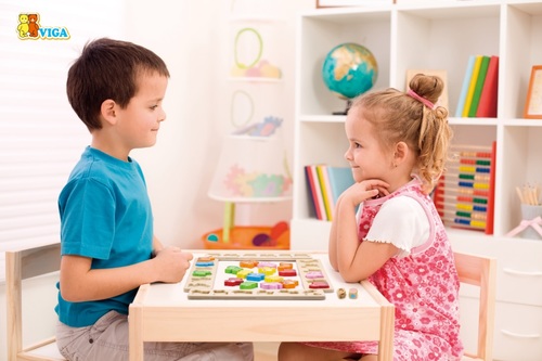 משחק לימוד חיות וצבעים עם 4 פאנלים ו 36 דמויות 