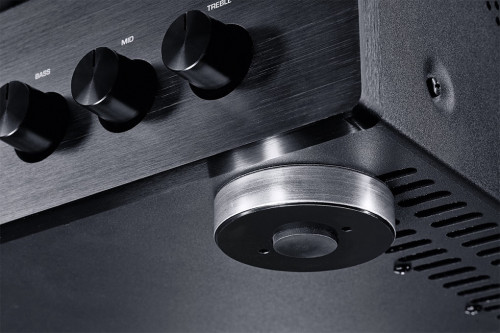 מגבר סטריאו היברידי מבית Magnat דגם MA 900