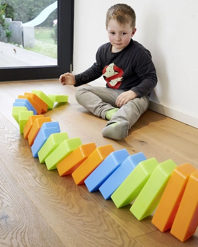 משחק דומינו + ג'נגה ענקי 30 חלקים 