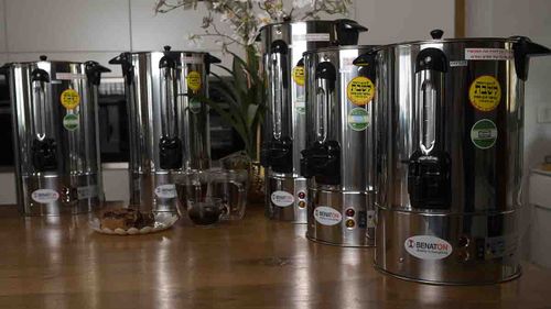 תמונת מוצר נוספת מיחם חשמלי קיבולת 6.5 ליטר BENATON 