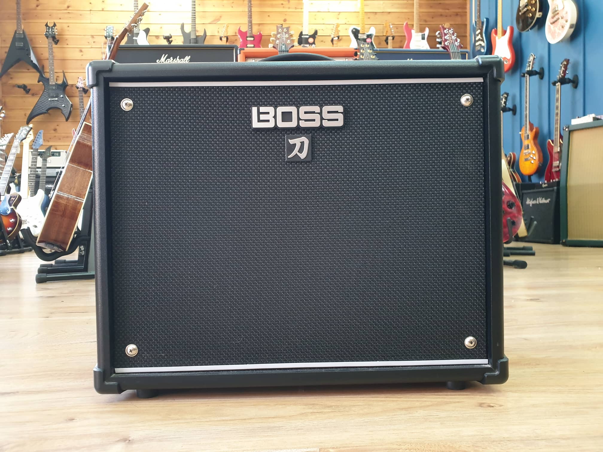 Boss Katana-50 