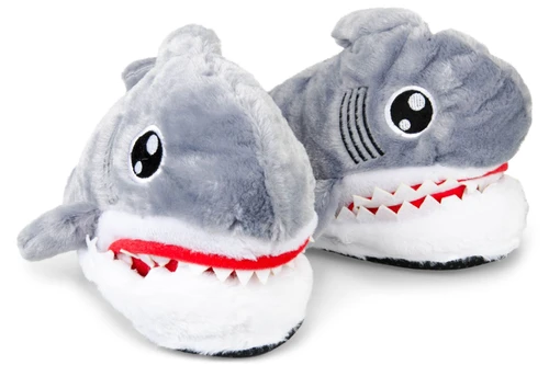  נעלי בית לחורף בעיצוב כריש Shark נותן ביס