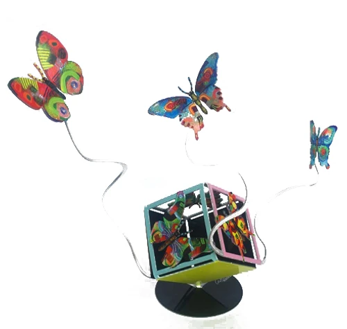 פסל מחוץ לקופסא  Out Of The Box  דוד גרשטיין