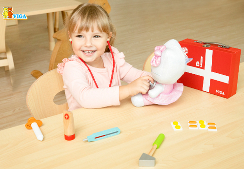מזוודת הרופא הצעיר 10 חלקים מעץ