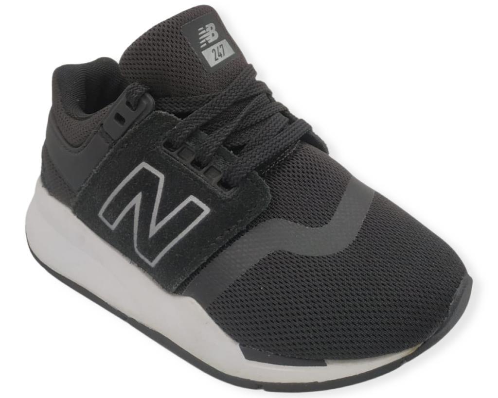 סניקרס אופנתיות רחבות לילדים New Balance PS247FR בצבע שחור