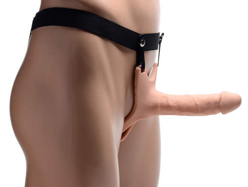 תותב סטרפאון  איכותי לגבר XR BRANDS - Hollow Strap On