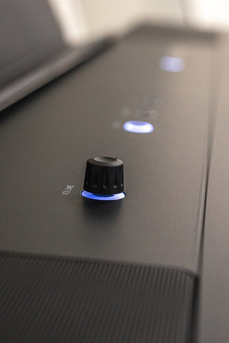 פסנתר חשמלי חכם עם אפליקצייה בעברית 88 קלידים שקולים בהנדסה גרמנית PP-3 עם מנגנון פטישים 120730 מבית GEWA (Germany)  