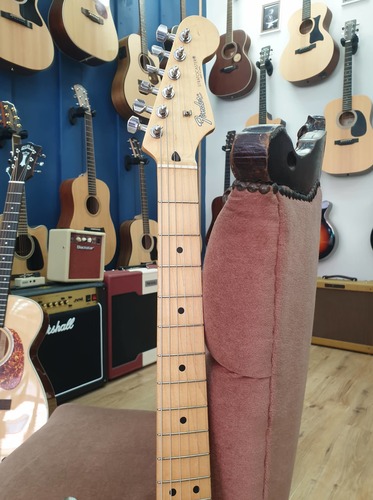 גיטרה חשמלית Fender Stratocaster Japan SSS 1993/4