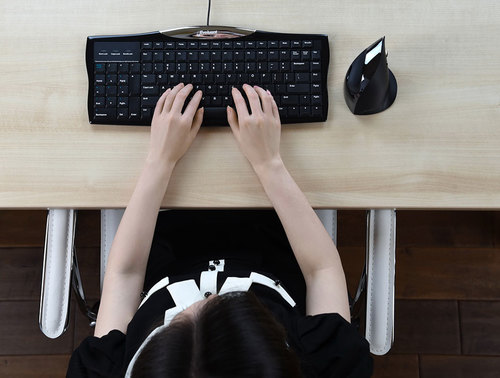 מקלדת חוטית שמאלית Evoluent R3K