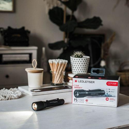פנס יד LED LENSER P5 CORE 