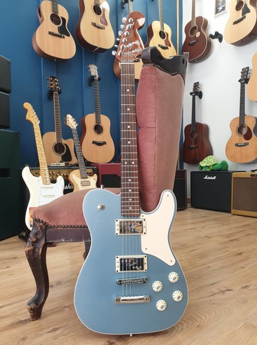 Fender Limited Edition Parallel Universe Troublemaker Tele Deluxe 2017