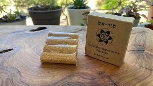 קטורת פאלו סאנטו מפרו 4 יחידות