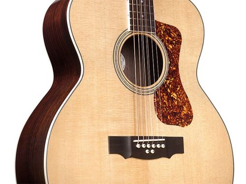זוית נוספת Guild BT-258E Deluxe Baritone