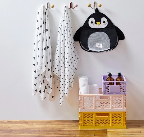 ארגונית מעוצבת לאמבט עם דבקית תליה - פינגווין 