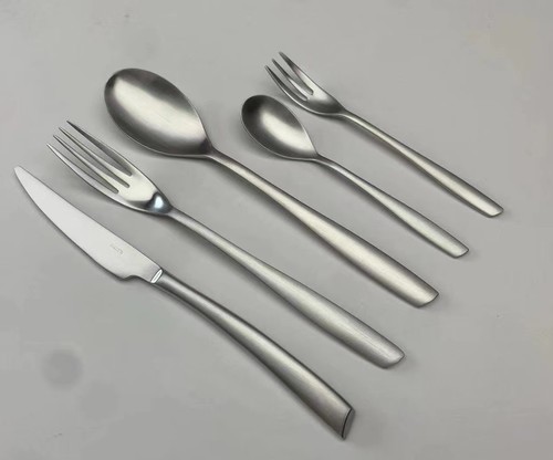 סט סכום 24 חלקים נירוסטה מט CAPRI