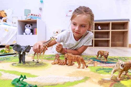 דמות מיניאטורה מגומי דחוס למשחקי דמיון - עצלן עם תינוק