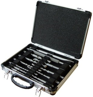מזוודת 13 יח' מקדחים ואזמלים לפטישון MAKITA