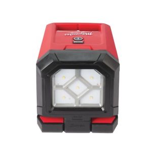 פנס LED קומפקטי נטען 2,200 לומינס 18V (גוף בלבד)
