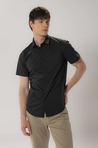 חולצת גבר שרוול קצר SLIM FIT 